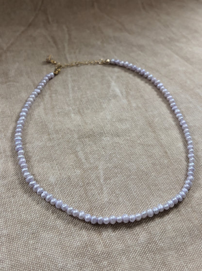 Chloë Lavender Pearl Choker