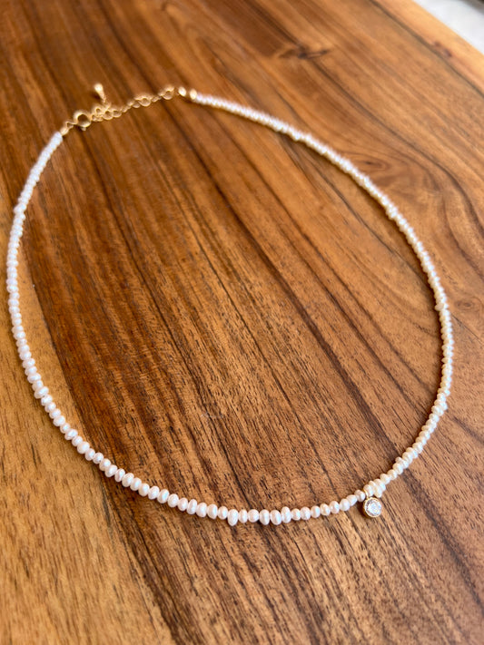 The Sienna Pearl Necklace - White